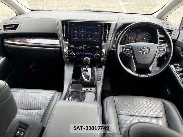Toyota ALPHARD 2021-06 8009791-2