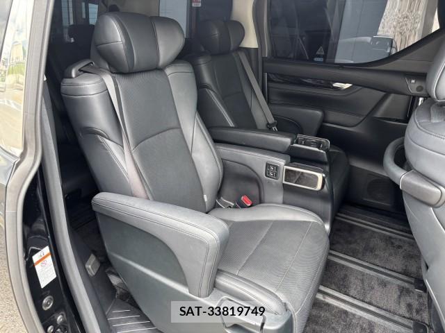 Toyota ALPHARD 2021-06 8009791-3
