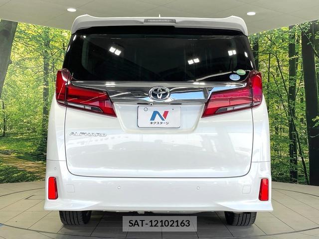Toyota ALPHARD 2018-03 8010456-15