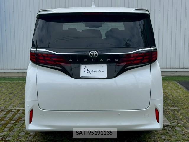 Toyota ALPHARD 2025-11 8010754-1