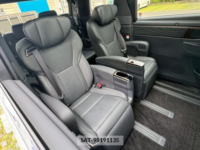Toyota ALPHARD 2025-11 8010754-6