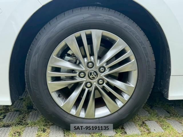 Toyota ALPHARD 2025-11 8010754-8