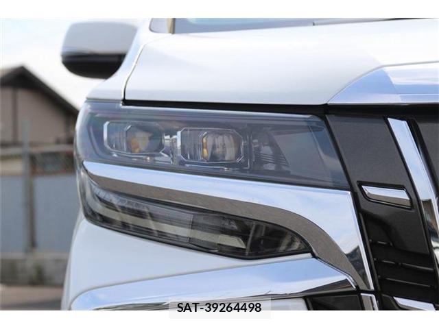 Toyota ALPHARD 2019-07 8010790-11