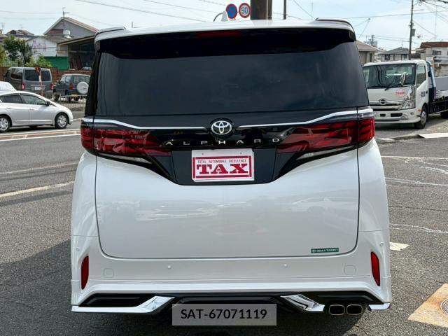 Toyota ALPHARD 2024-06 8010823-1