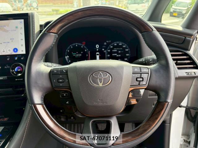 Toyota ALPHARD 2024-06 8010823-11