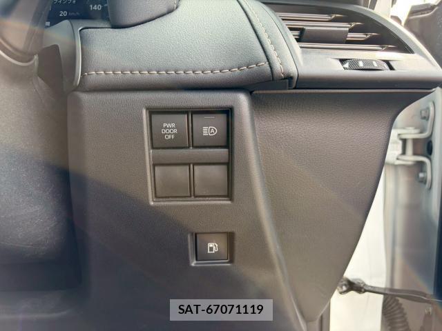 Toyota ALPHARD 2024-06 8010823-14