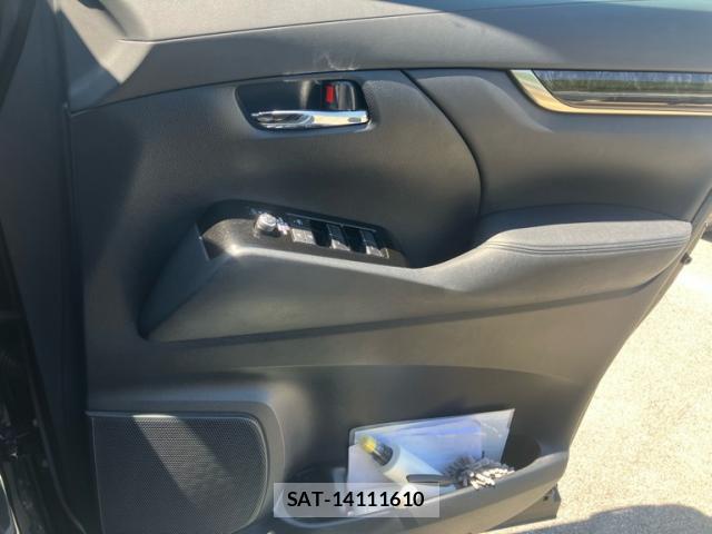 Toyota ALPHARD 2021-11 8010901-18