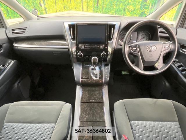 Toyota ALPHARD 2016-06 8011097-1
