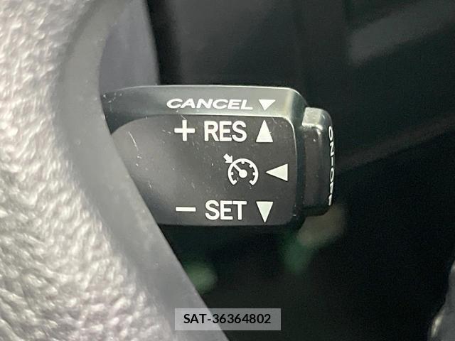 Toyota ALPHARD 2016-06 8011097-6
