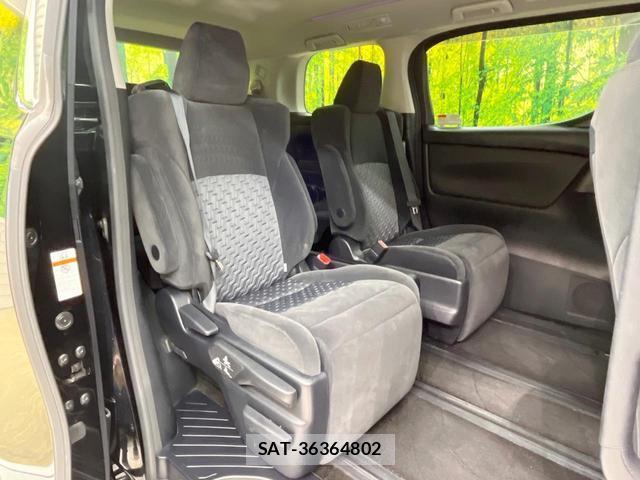 Toyota ALPHARD 2016-06 8011097-8