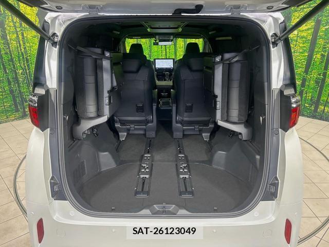 Toyota ALPHARD 2024-10 8011151-10