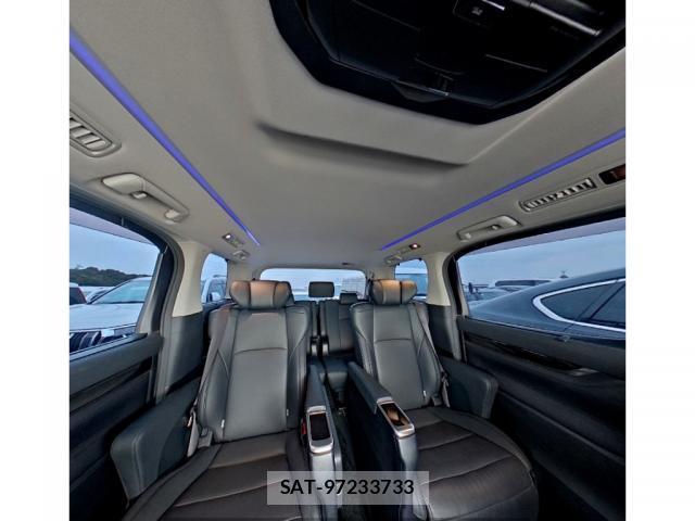 Toyota ALPHARD 2019-10 8011559-3