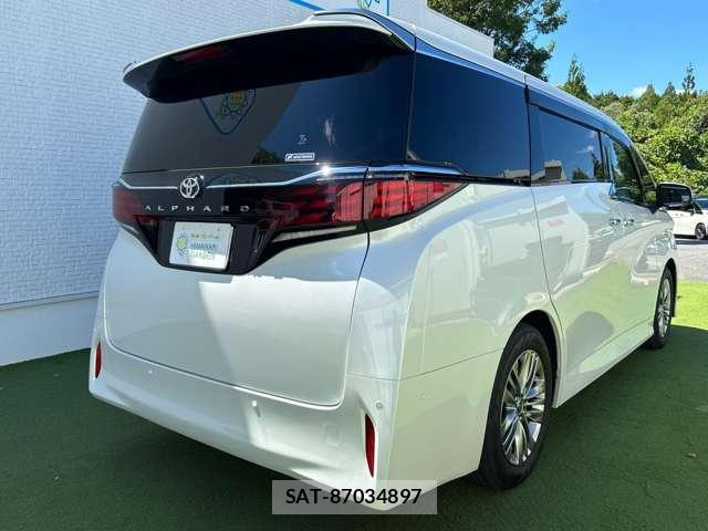 Toyota ALPHARD 2025-06 8011768-1