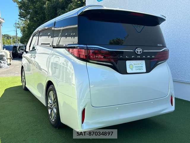 Toyota ALPHARD 2025-06 8011768-3