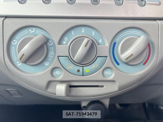 Suzuki ALTO 2013-05 8008645-12