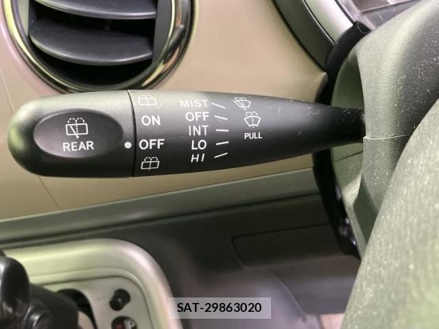 Suzuki LAPIN 2013-04 8005927-11