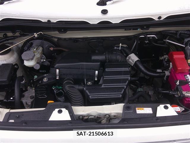 Suzuki LAPIN 2017-06 8006662-11