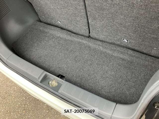 Suzuki LAPIN 2013-03 8007598-7
