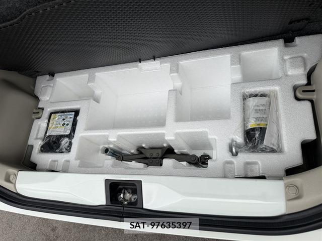 Suzuki LAPIN 2016-05 8010852-11
