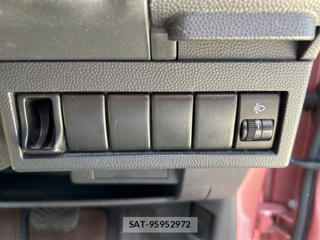 Suzuki LAPIN 2012-01 8011949-18