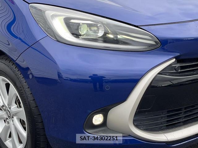 Toyota AQUA 2021-08 8003628-11