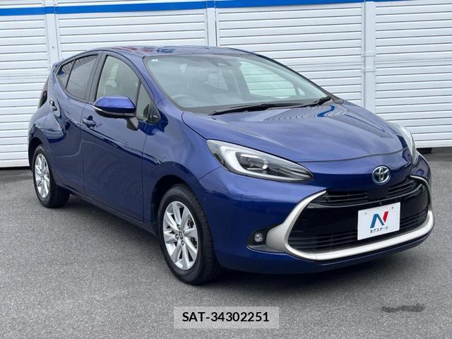 Toyota AQUA 2021-08 8003628-15