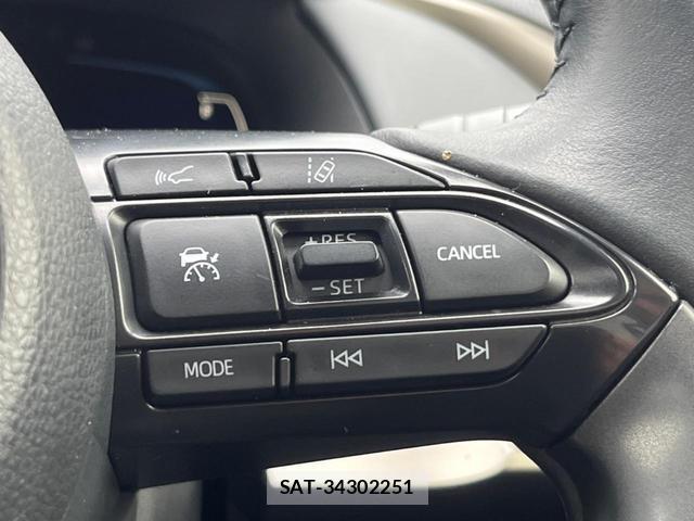 Toyota AQUA 2021-08 8003628-5