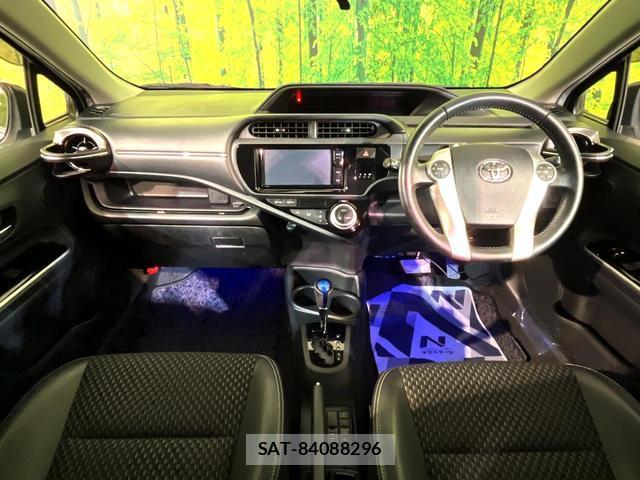 Toyota AQUA 2016-08 8004632-1