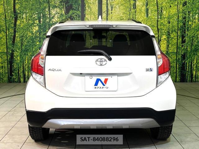 Toyota AQUA 2016-08 8004632-14