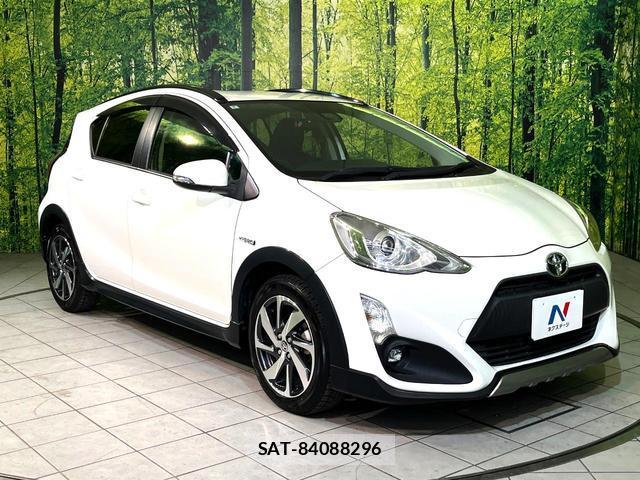 Toyota AQUA 2016-08 8004632-15
