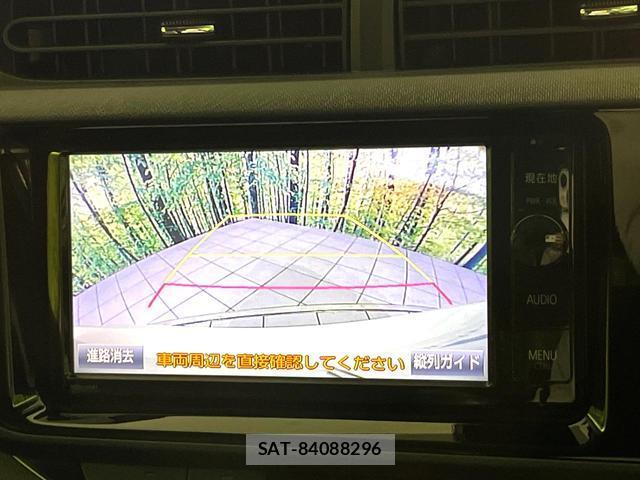 Toyota AQUA 2016-08 8004632-4