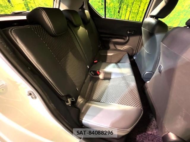 Toyota AQUA 2016-08 8004632-8