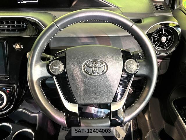 Toyota AQUA 2018-02 8004634-10