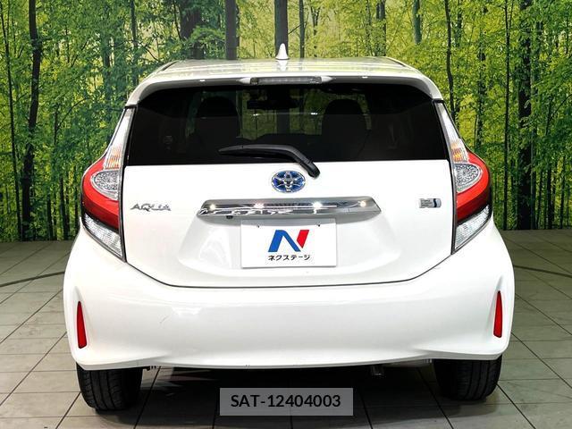 Toyota AQUA 2018-02 8004634-14