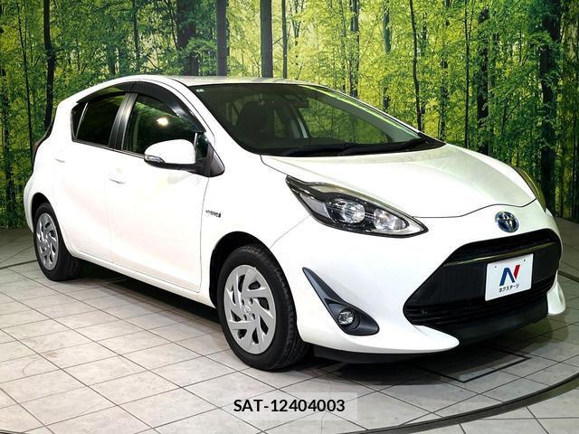 Toyota AQUA 2018-02 8004634-15