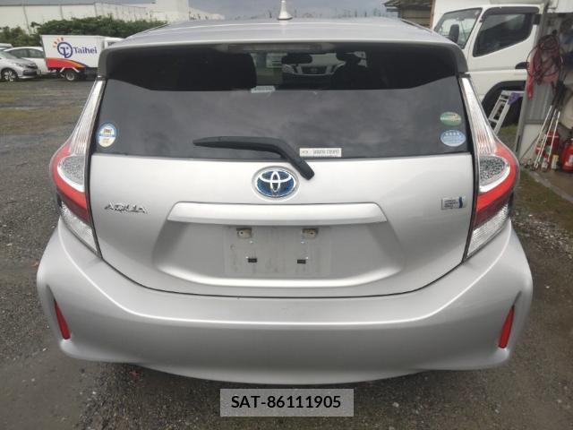 Toyota AQUA 2019-06 8005604-1