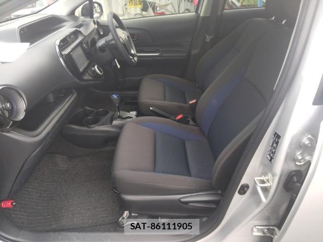 Toyota AQUA 2019-06 8005604-15