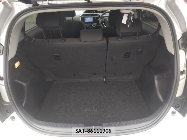 Toyota AQUA 2019-06 8005604-7