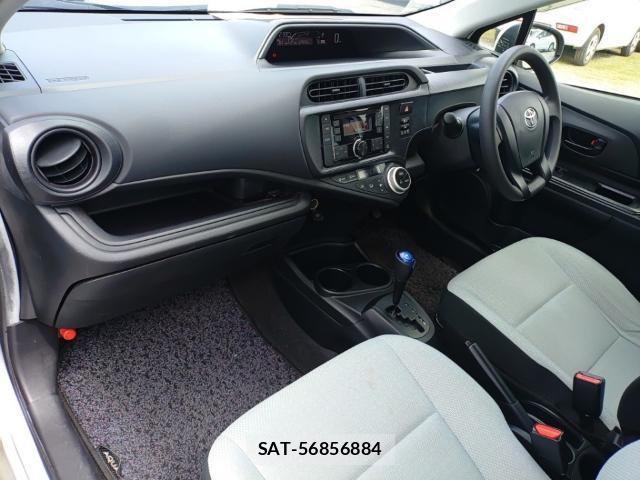 Toyota AQUA 2015-06 8005616-15