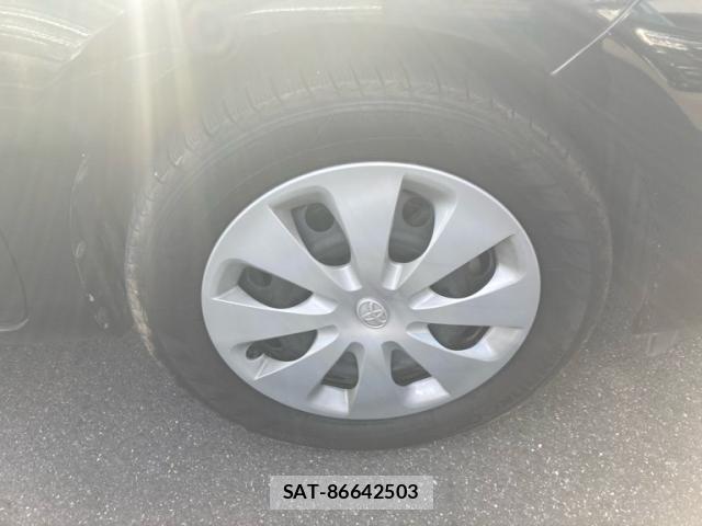 Toyota AQUA 2013-07 8005675-6