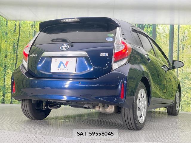 Toyota AQUA 2018-11 8005787-16