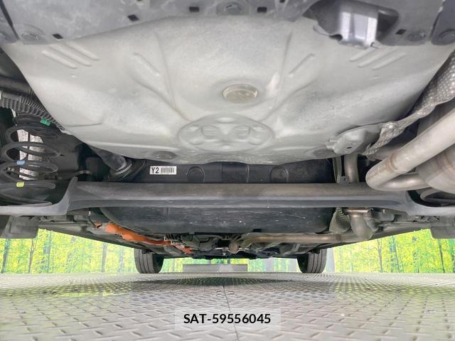 Toyota AQUA 2018-11 8005787-18
