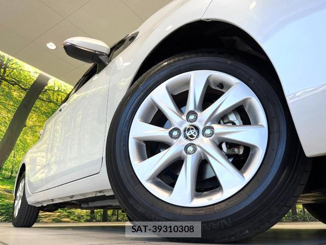 Toyota AQUA 2023-05 8005893-0