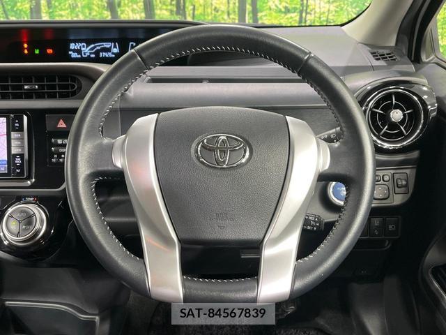 Toyota AQUA 2016-10 7934867-11