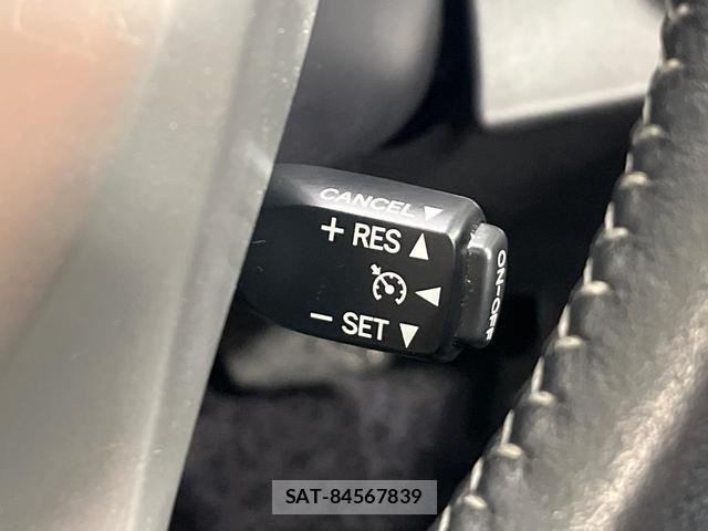 Toyota AQUA 2016-10 7934867-4