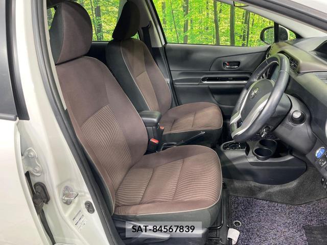 Toyota AQUA 2016-10 7934867-8