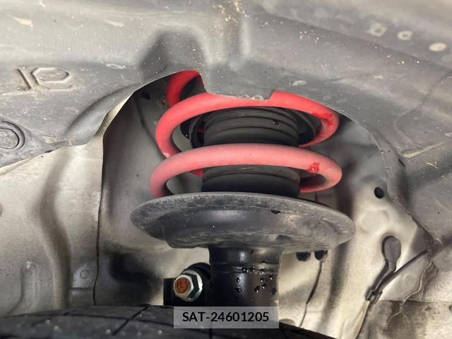 Toyota AQUA 2017-03 8006282-19