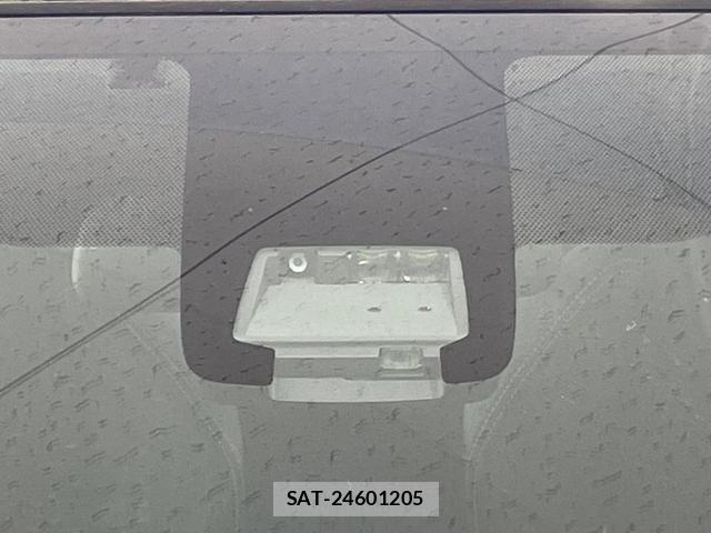 Toyota AQUA 2017-03 8006282-3