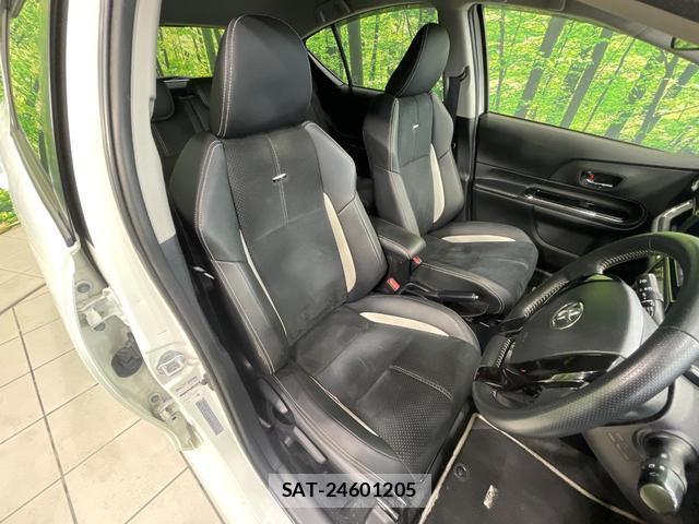 Toyota AQUA 2017-03 8006282-7