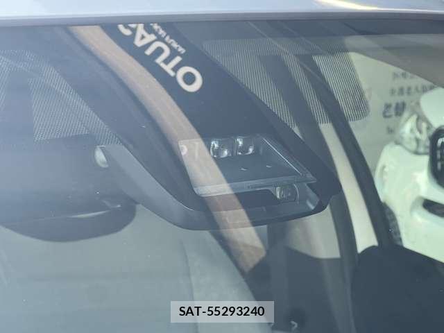 Toyota AQUA 2017-12 8006555-11